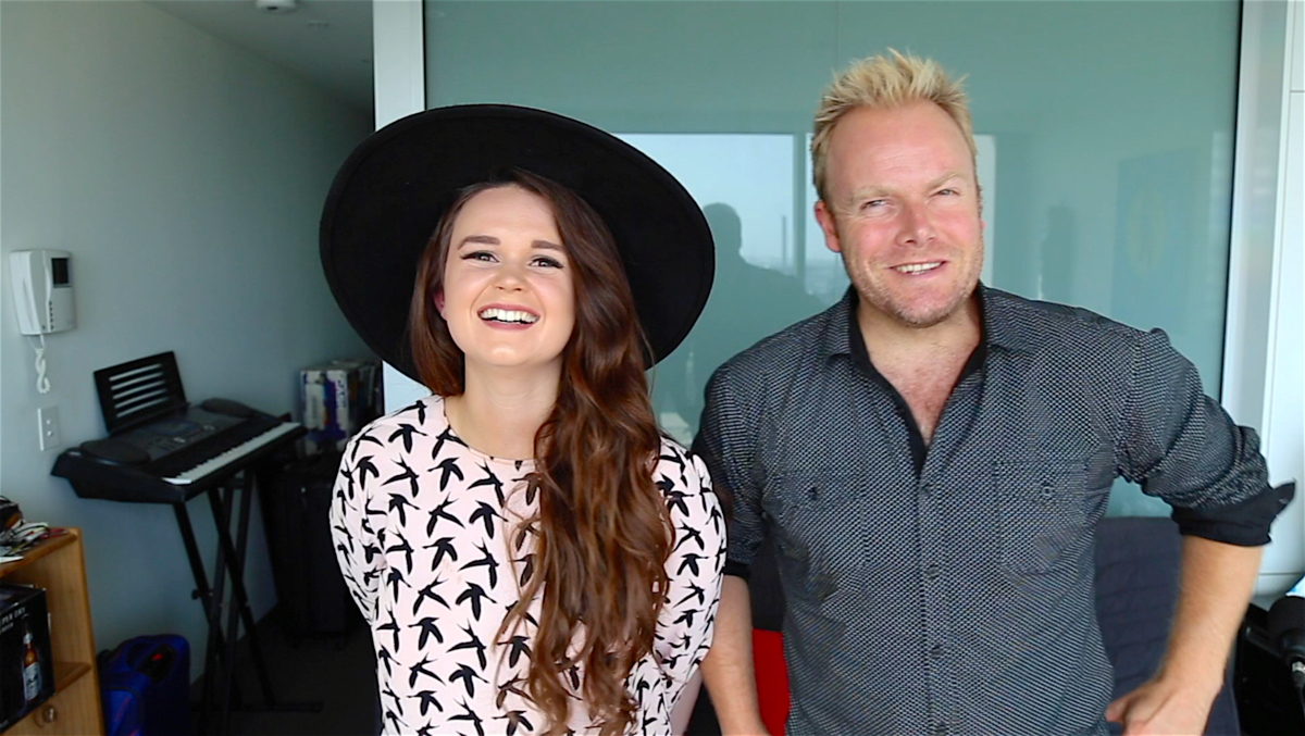 Demi Louise and Hot & Delicious founder, Dan Wilkinson, chat social media, music & travelling the globe!